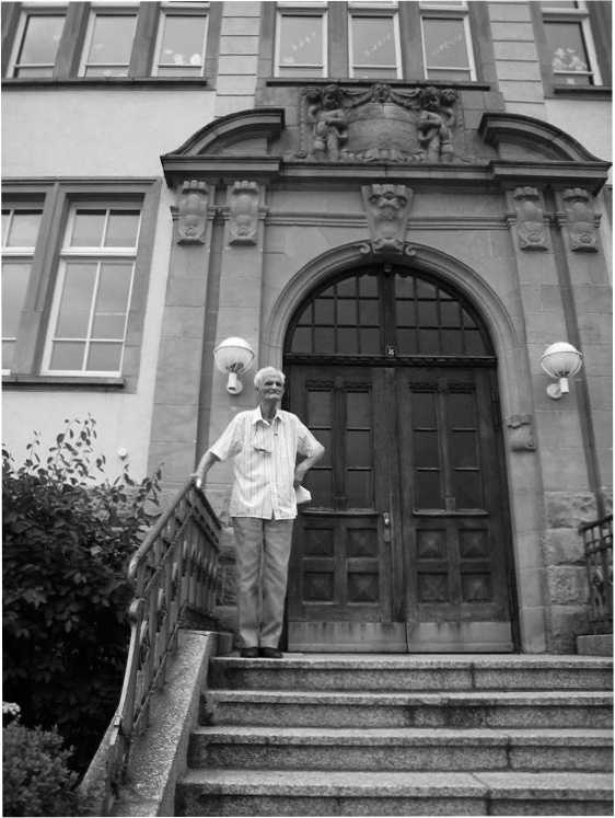 Иллюстрация к книге — Тамбов. Хроника плена. Воспоминания [i_083.jpg]