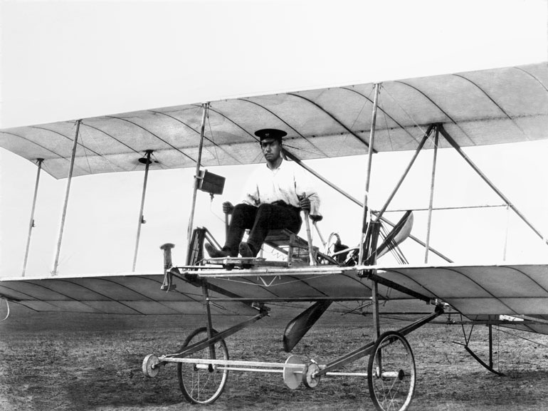 Иллюстрация к книге — Неизвестный Сикорский. &quot;Бог&quot; вертолетов [i_007.jpg]