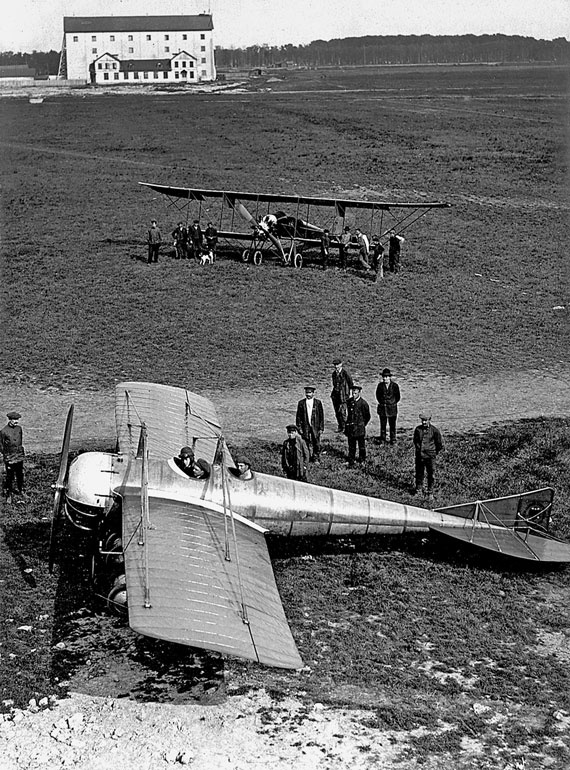 Иллюстрация к книге — Неизвестный Сикорский. &quot;Бог&quot; вертолетов [i_035.jpg]