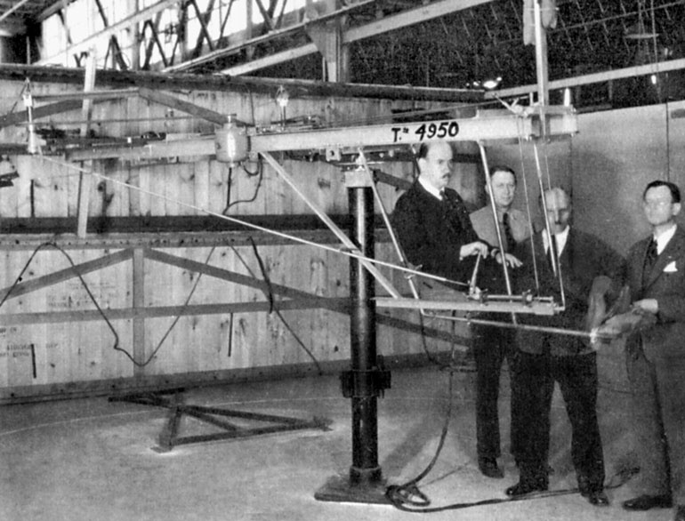 Иллюстрация к книге — Неизвестный Сикорский. &quot;Бог&quot; вертолетов [i_088.jpg]