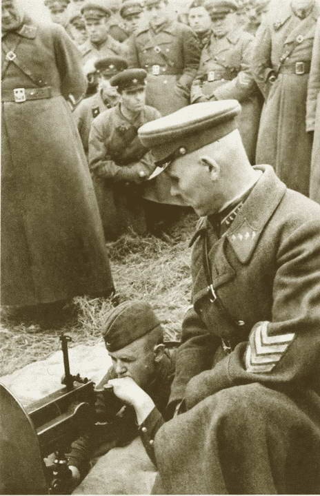 Иллюстрация к книге — Конев. Солдатский Маршал [i_016.jpg]