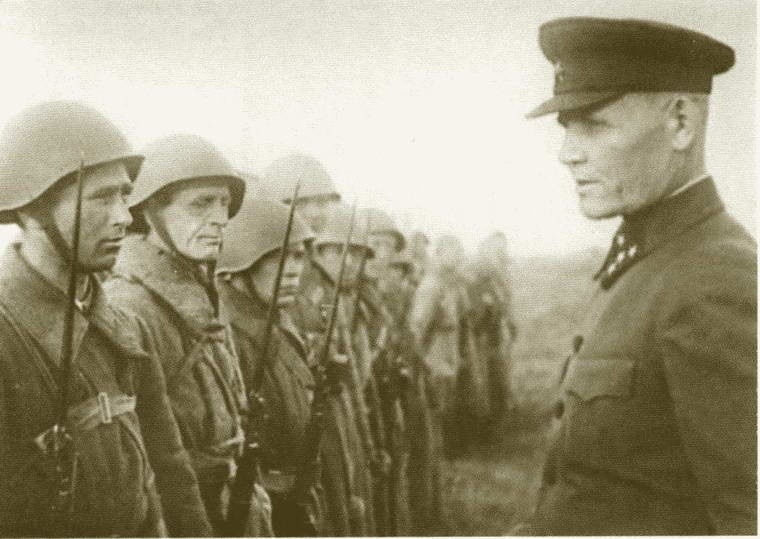 Иллюстрация к книге — Конев. Солдатский Маршал [i_018.jpg]