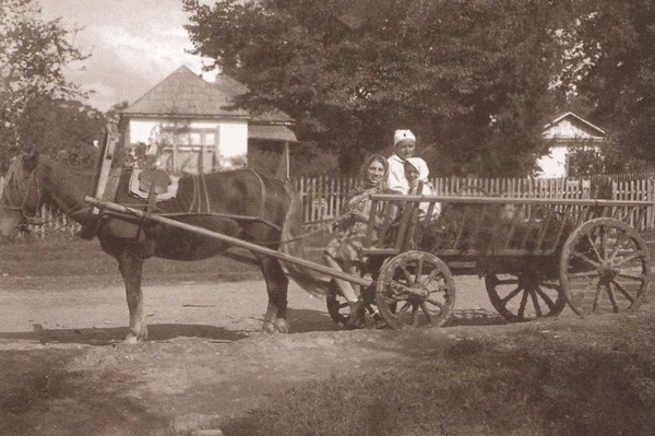 Иллюстрация к книге — Лидия Русланова. Душа-певица [i_055.jpg]