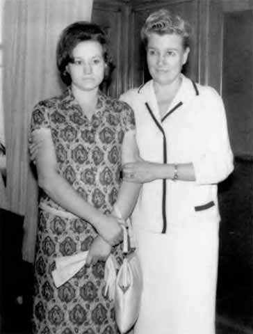 Иллюстрация к книге — Фурцева [i_023.jpg]