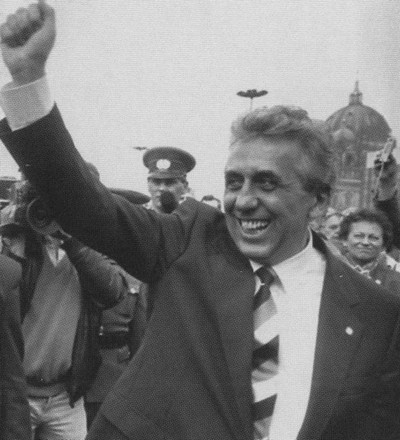 Иллюстрация к книге — Маркус Вольф [i_047.jpg]