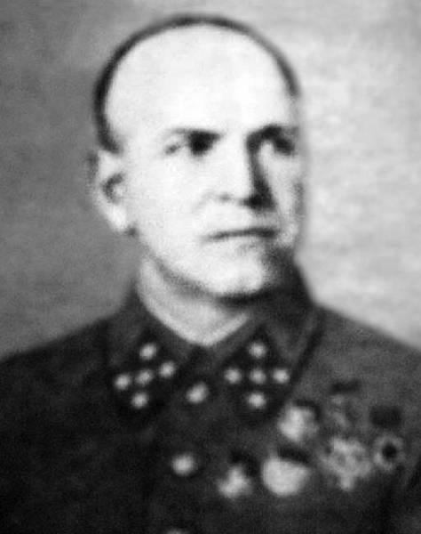 Иллюстрация к книге — Эпоха победителей. Воспоминания пламенных лет! [i_015.jpg]