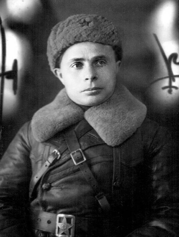 Иллюстрация к книге — Эпоха победителей. Воспоминания пламенных лет! [i_018.jpg]