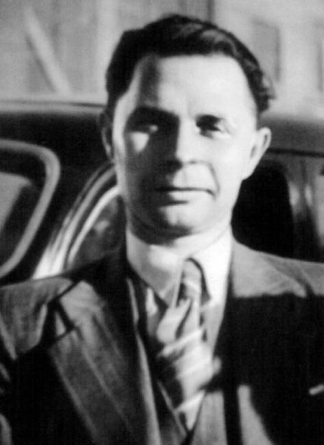 Иллюстрация к книге — Эпоха победителей. Воспоминания пламенных лет! [i_038.jpg]