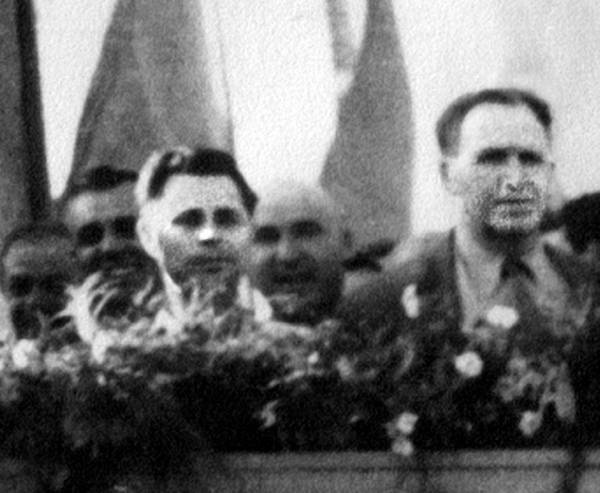 Иллюстрация к книге — Эпоха победителей. Воспоминания пламенных лет! [i_041.jpg]