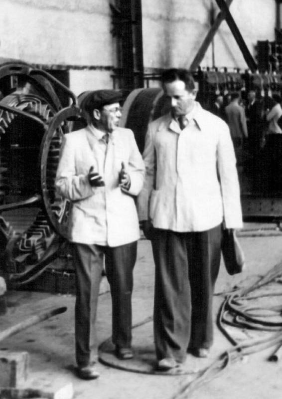 Иллюстрация к книге — Эпоха победителей. Воспоминания пламенных лет! [i_042.jpg]