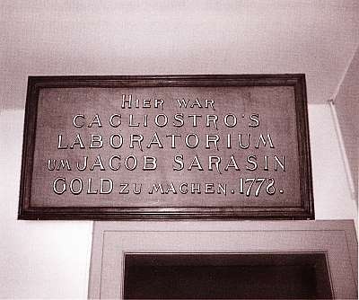 Иллюстрация к книге — Калиостро [i_011.jpg]