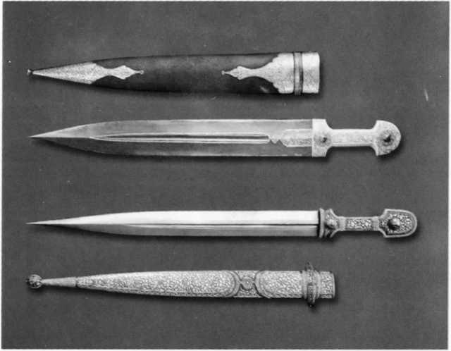 Иллюстрация к книге — Шейх Мансур [i_016.jpg]