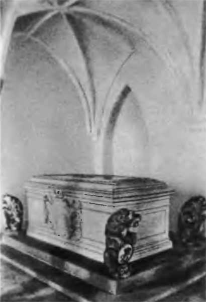 Иллюстрация к книге — Петр III [n05.jpg]