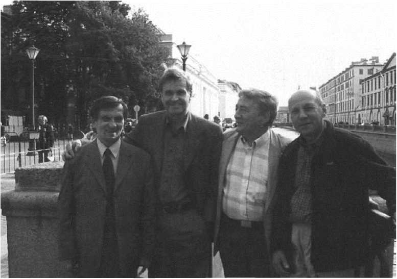 Иллюстрация к книге — Эдик. Путешествие в мир детского писателя Эдуарда Успенского [i_028.jpg]