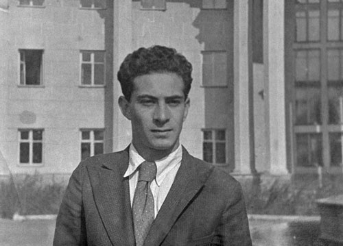 Иллюстрация к книге — 320 страниц про любовь и кино [i_006.jpg]