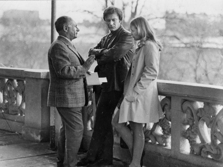 Иллюстрация к книге — 320 страниц про любовь и кино [i_046.jpg]