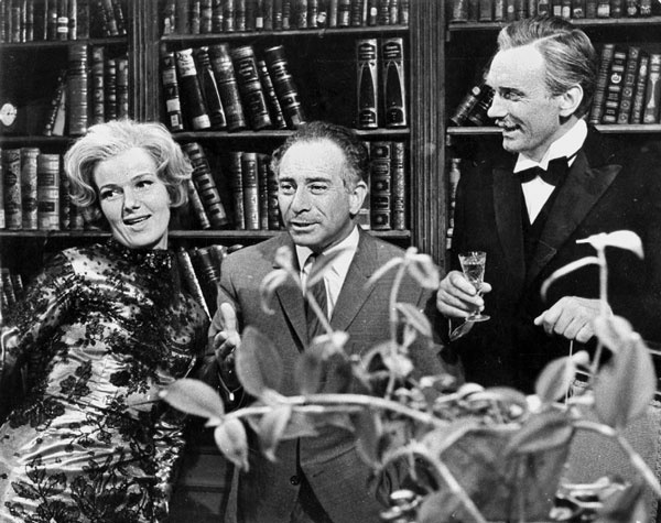 Иллюстрация к книге — 320 страниц про любовь и кино [i_054.jpg]