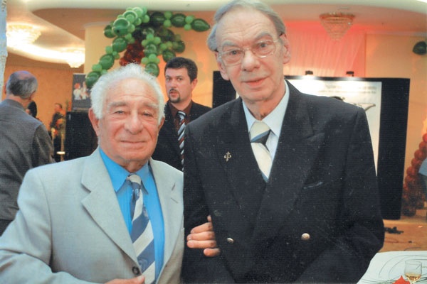 Иллюстрация к книге — 320 страниц про любовь и кино [i_079.jpg]