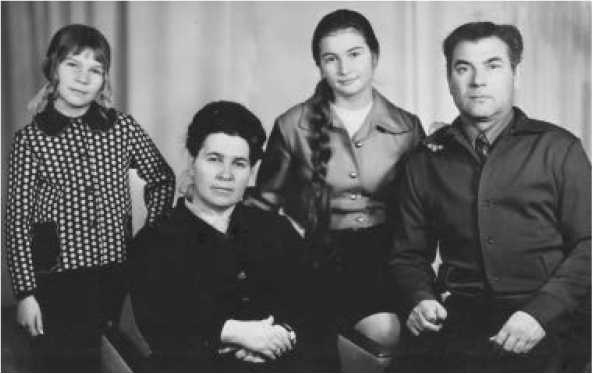 Иллюстрация к книге — Человек, лишённый малой родины [i_026.jpg]