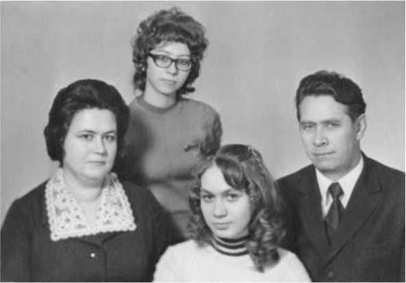 Иллюстрация к книге — Человек, лишённый малой родины [i_027.jpg]