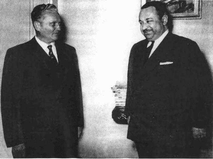 Иллюстрация к книге — Иосиф Григулевич. Разведчик, &quot;которому повезло&quot; [i_049.jpg]