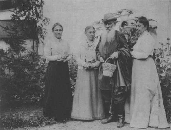 Иллюстрация к книге — Софья Толстая [img_36.jpg]