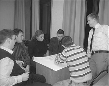 Иллюстрация к книге — Социальные технологии: деловые игры. Учебное пособие [i_020.jpg]