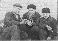 Иллюстрация к книге — Стрельцов. Человек без локтей [pic_19.jpg]