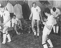 Иллюстрация к книге — Стрельцов. Человек без локтей [pic_36.jpg]