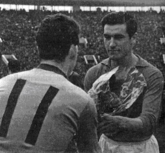 Иллюстрация к книге — Валерий Воронин - преждевременная звезда [_01.jpg]