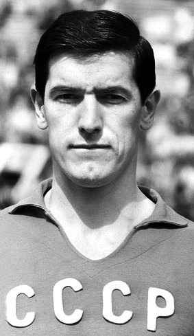 Иллюстрация к книге — Валерий Воронин - преждевременная звезда [_16.jpg]