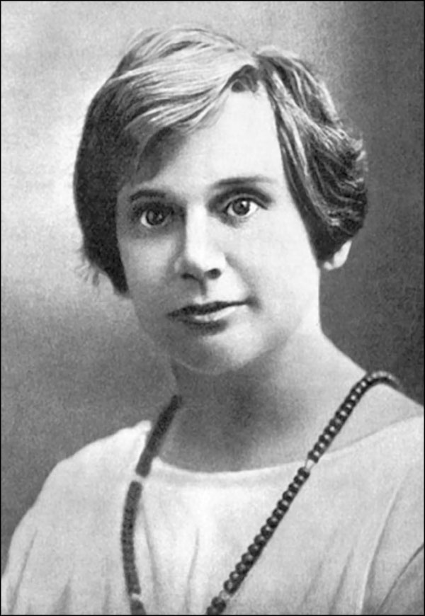 Иллюстрация к книге — Прекрасные незнакомки. Портреты на фоне эпохи [_127.jpg]