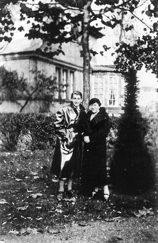 Иллюстрация к книге — Хельмут Ньютон. Автобиография [autogen_ebook_id20.jpg]