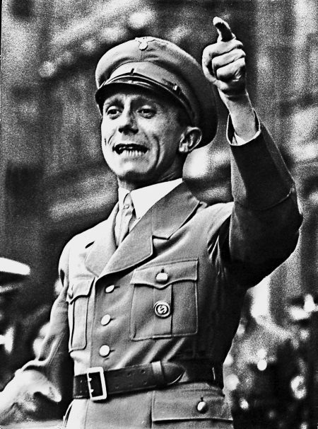 Иллюстрация к книге — Сталин и Гитлер [i_008.jpg]