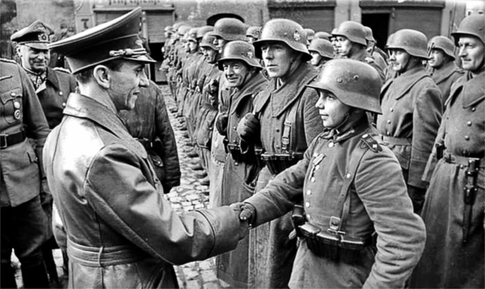 Иллюстрация к книге — Сталин и Гитлер [i_009.jpg]