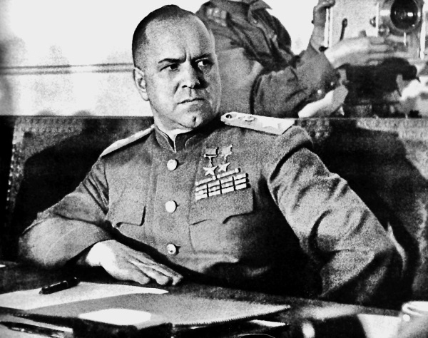 Иллюстрация к книге — Сталин и Гитлер [i_016.jpg]