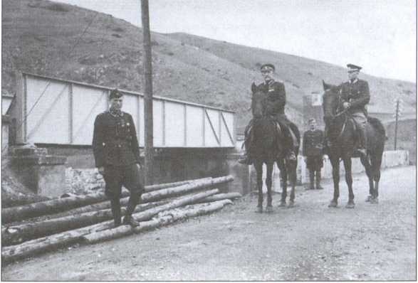 Иллюстрация к книге — Мемуары "власовцев" [i_010.jpg]