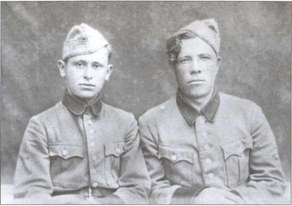 Иллюстрация к книге — Мемуары "власовцев" [i_027.jpg]