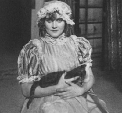 Иллюстрация к книге — Марлен Дитрих [i_006.jpg]