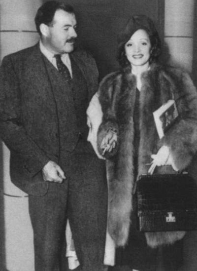 Иллюстрация к книге — Марлен Дитрих [i_039.jpg]