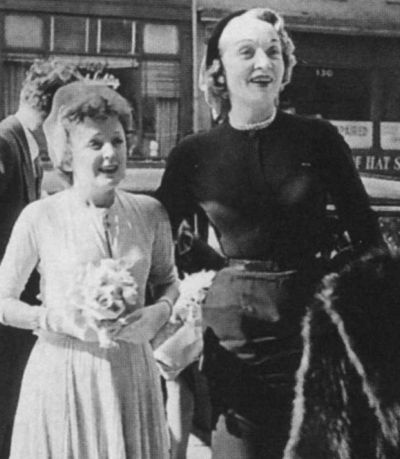 Иллюстрация к книге — Марлен Дитрих [i_045.jpg]