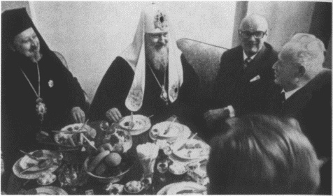 Иллюстрация к книге — Шолохов [i_056.jpg]