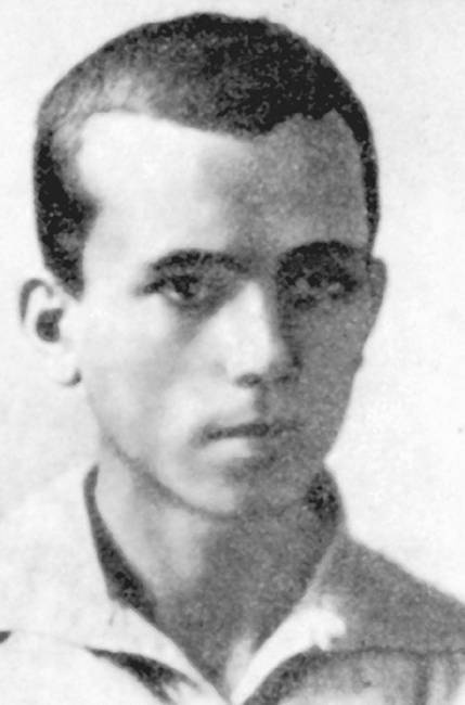 Иллюстрация к книге — Жизнь - Подвиг Николая Островского [i_013.jpg]