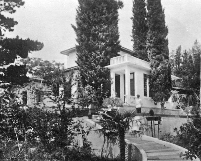 Иллюстрация к книге — Жизнь - Подвиг Николая Островского [i_025.jpg]