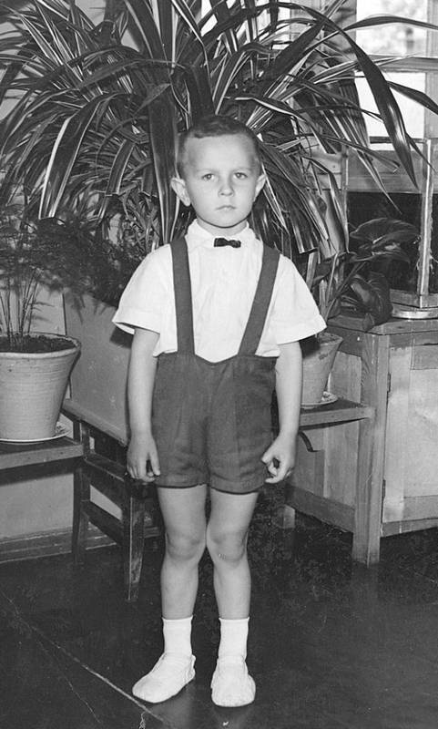 Иллюстрация к книге — Жизнь - Подвиг Николая Островского [i_064.jpg]