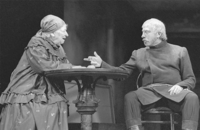 Иллюстрация к книге — Моя жизнь. Фаина Раневская [i_009.jpg]