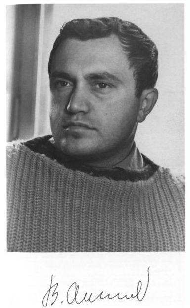 Иллюстрация к книге — Аксенов [i_001.jpg]