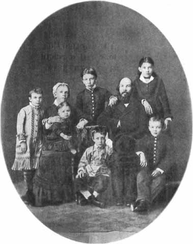 Иллюстрация к книге — Ленин [i_022.jpg]