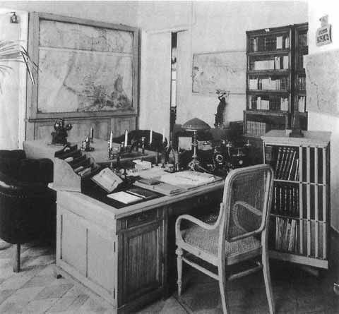 Иллюстрация к книге — Ленин [i_095.jpg]