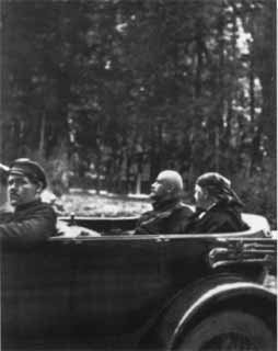 Иллюстрация к книге — Ленин [i_101.jpg]